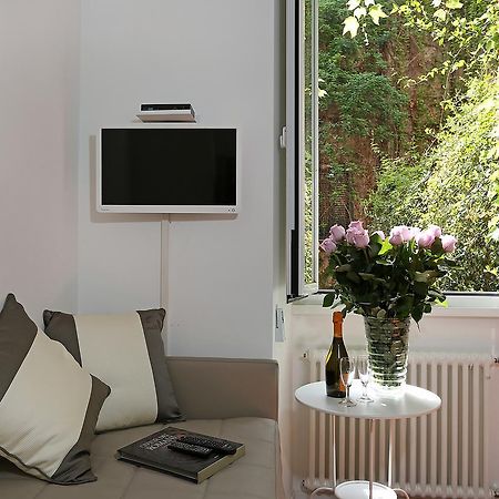 Domus Croce Bed & Breakfast Roma Exterior foto